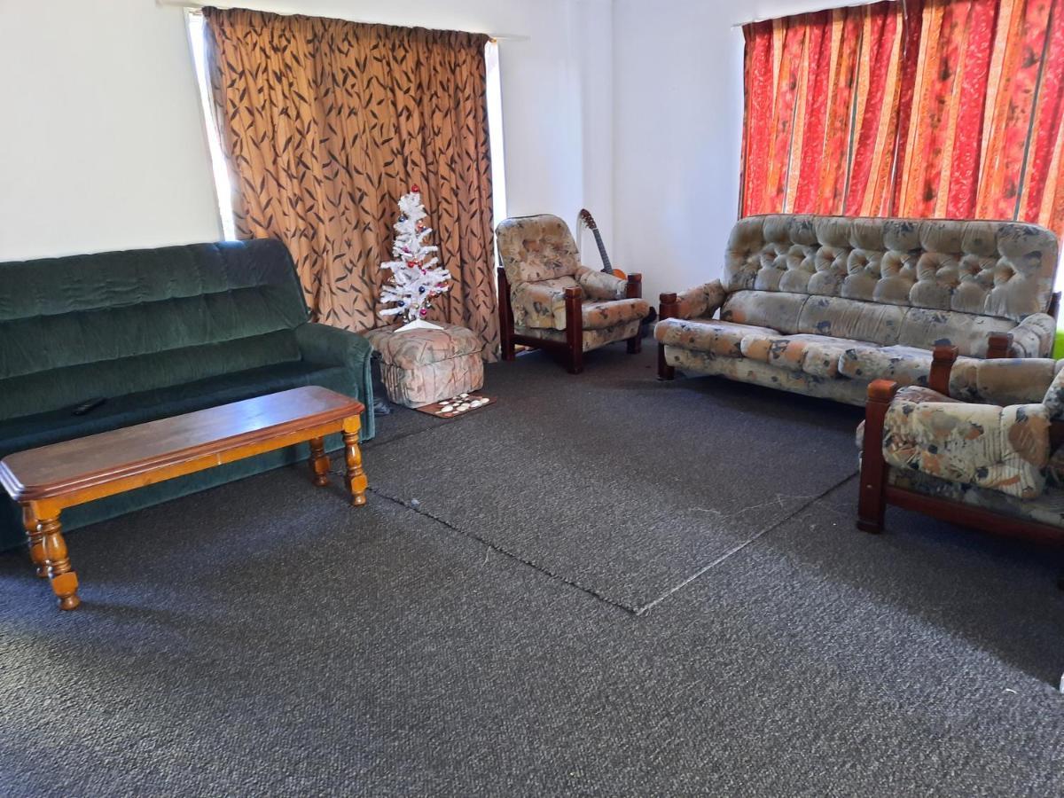 Papamoa Budget Accommodation Exterior photo